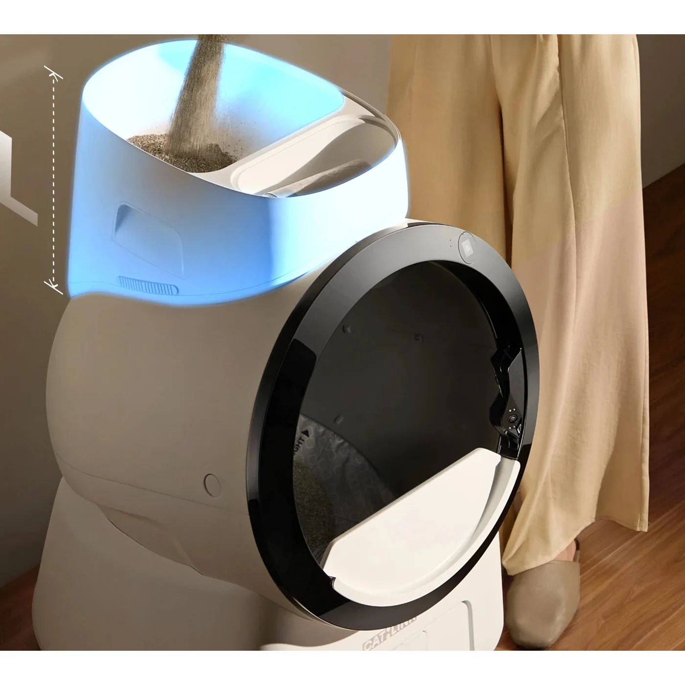 Dosypywanie żwirku do dozownika 4 l kuwety CATLINK Scoop Robot Pro