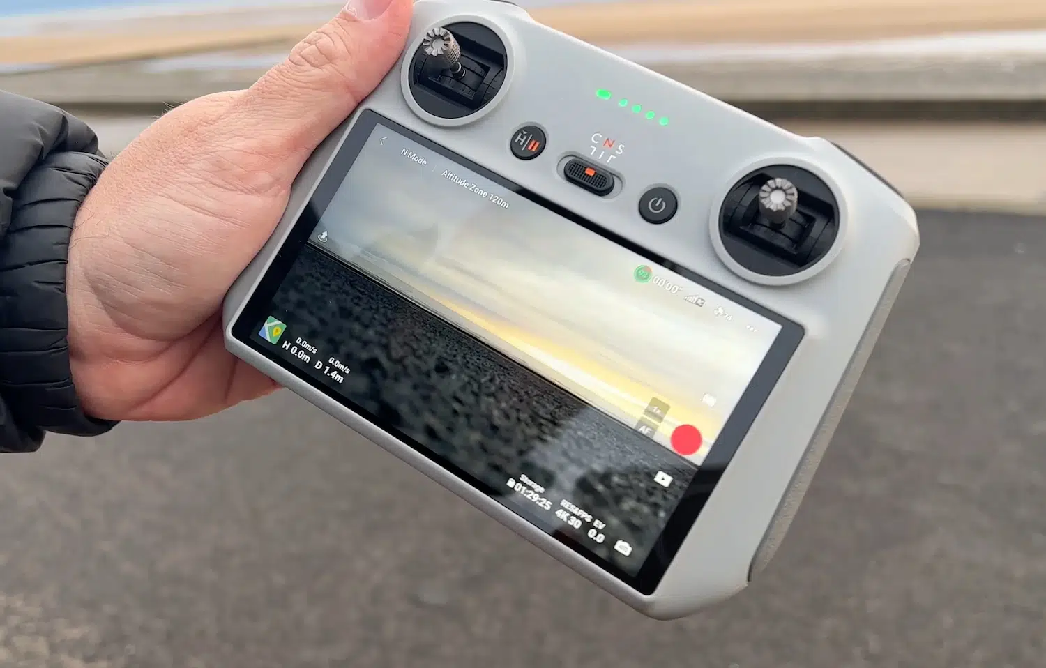 DJI Mini 3 Pro: pierwsza recenzja pilota DJI RC