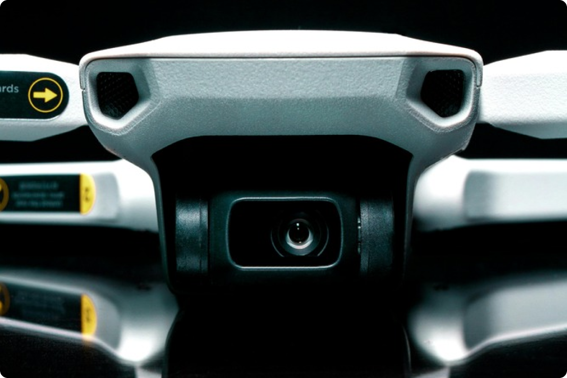 Najlepsze ustawienia kamery w DJI Mini 5 Pro do nagrywania filmów 4K